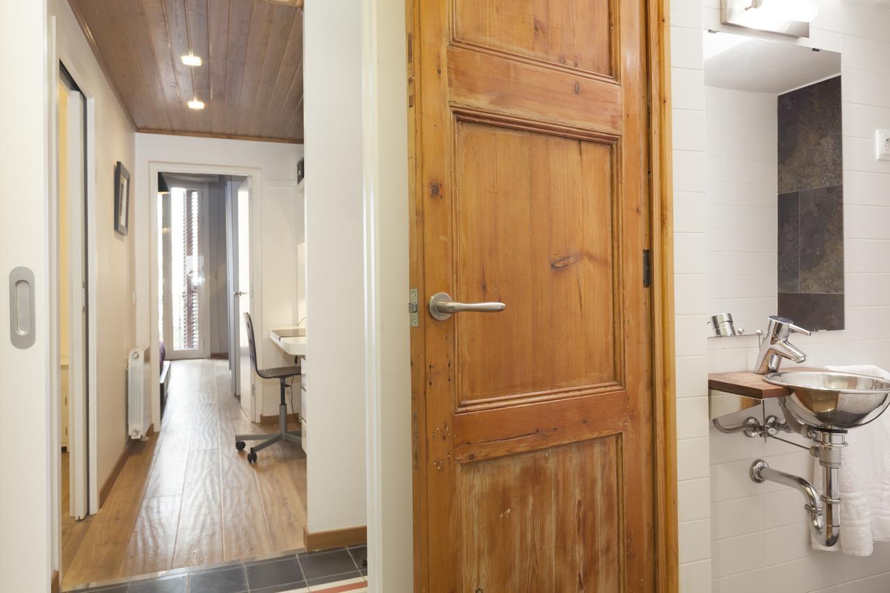 Akira Flats Roger De Flor Chic Apartment Barcelona Exterior photo