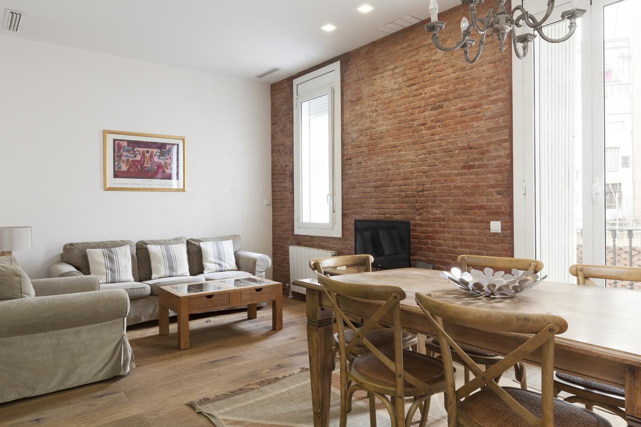 Akira Flats Roger De Flor Chic Apartment Barcelona Exterior photo