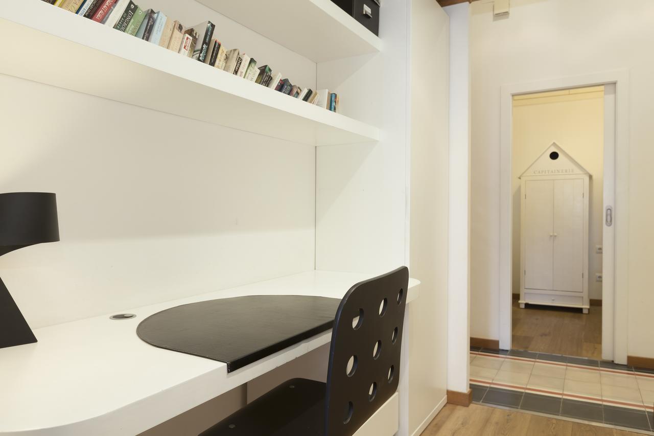 Akira Flats Roger De Flor Chic Apartment Barcelona Exterior photo